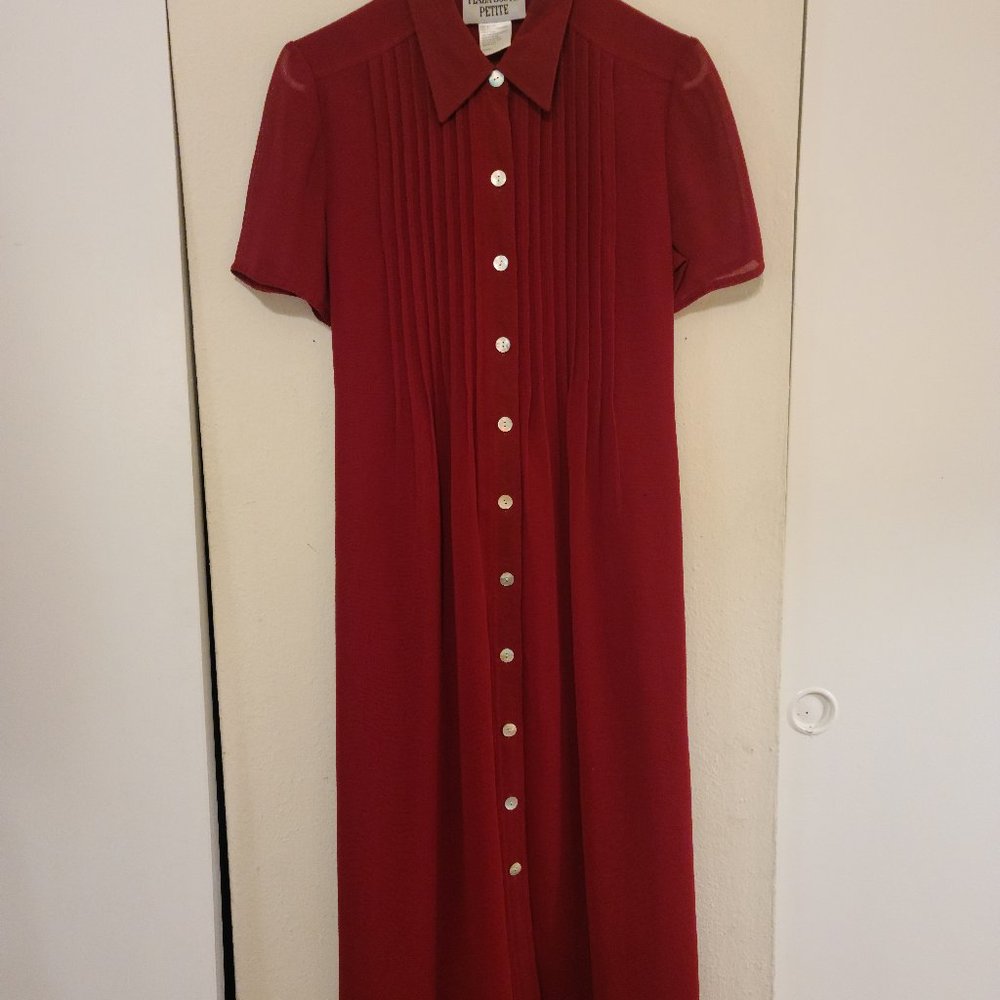 Plaza South Petite Ladies Red Dress Size 8p Midi Length